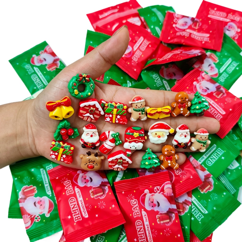 クリスマス・ブラインドバッグ、ミニ・サプライズ・ギフト、クリ - Christmas Stocking Hanging のレビューと価格